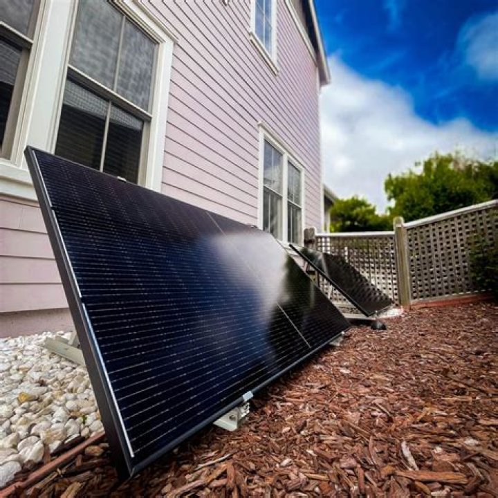 Does solar help sell house?