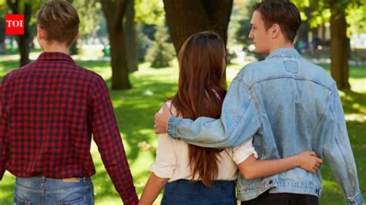 Does talking to your ex count as cheating?